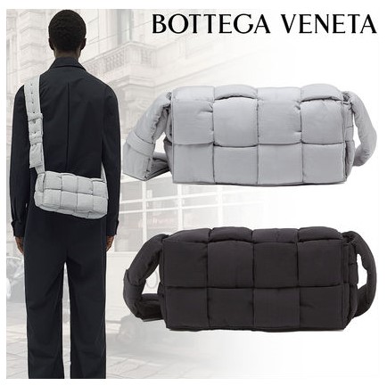BOTTEGA VENETA-628951 보테가 베네타 패디드 테크 카세트 백 / 2컬러