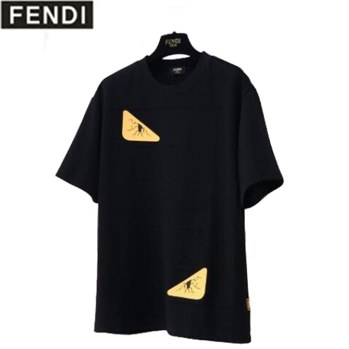 FENDI-05051 펜디 블랙 백 버그 아이 장식 티셔츠 남성용