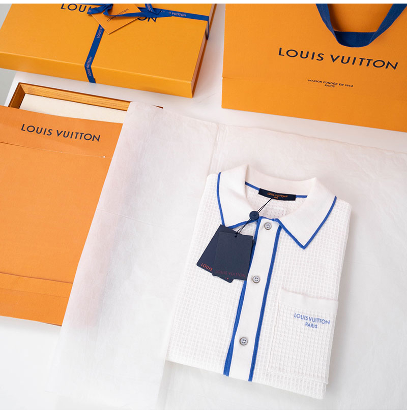 LOUIS VUITTON-06093 루이비통 2026SS 봄/여름 신형 와플 로고 반팔 셔츠