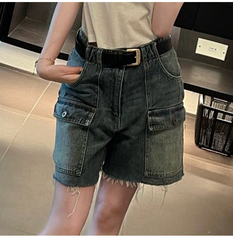 MIUMIU-032402 26년 봄/여름 신상 카고 멀티 포켓 데님 숏팬츠 여성용